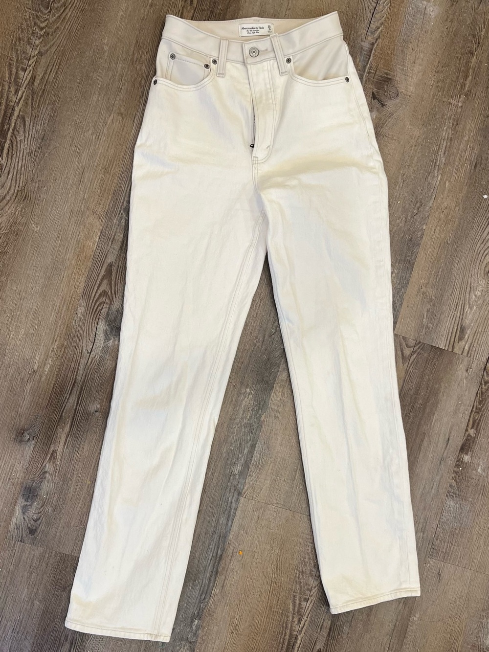 Abercrombie & Fitch Cream 90s Straight Ultra High Rise Jeans
